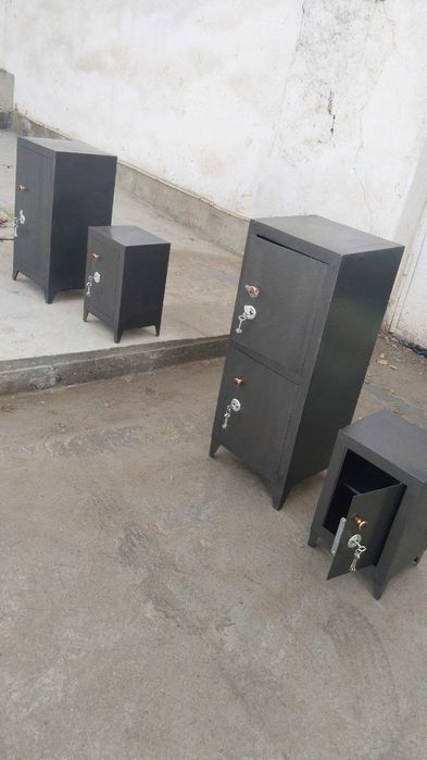 Сейф ясаймиз хар хил размерда йасаб берамиз! SMS yozing iltimos!