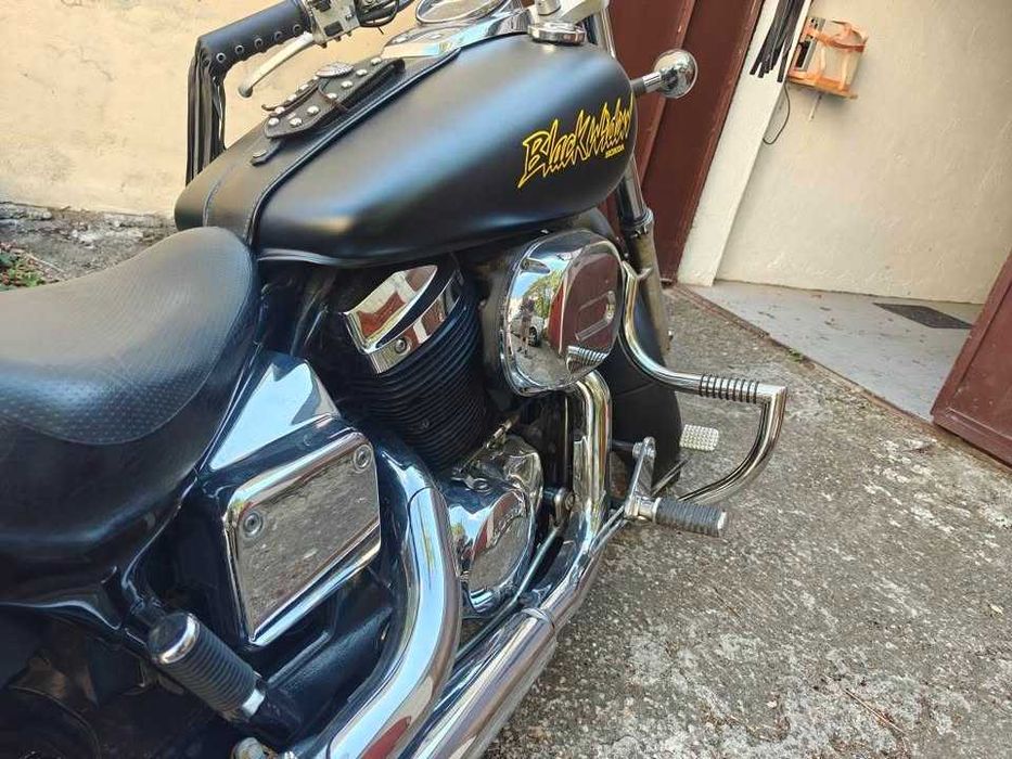 vand Honda Shadow Black Widow VT750