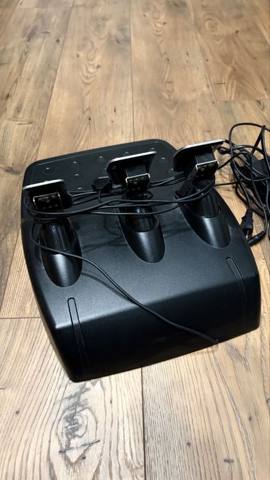Волан logitech g923 с педали + logitech driving force shifter