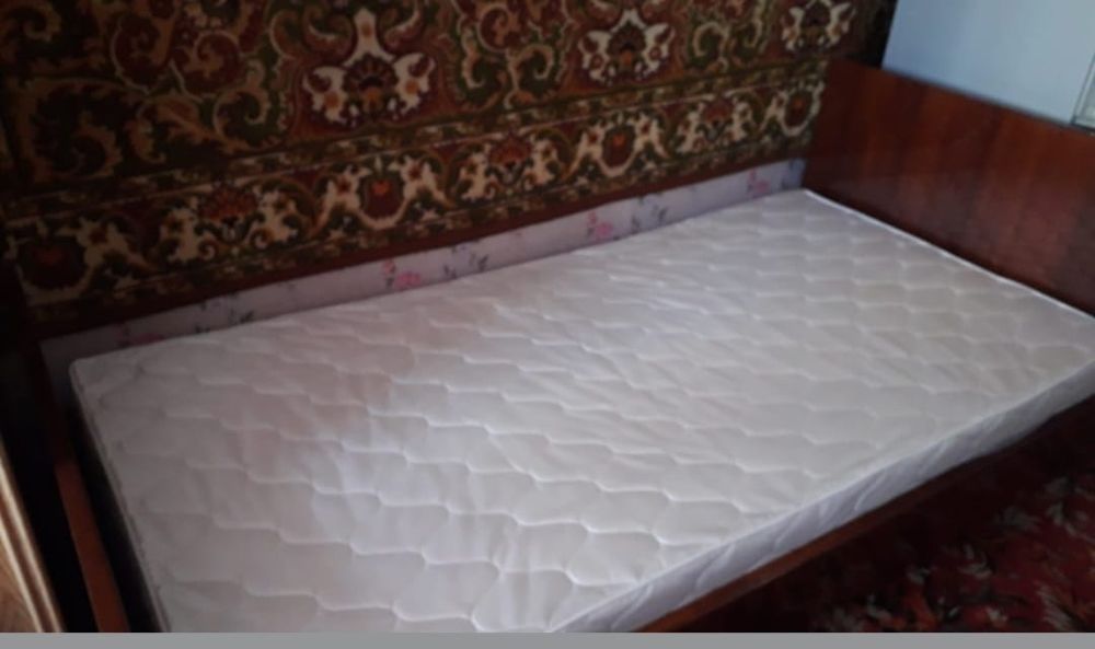 Кровать 1,5спальная б/у