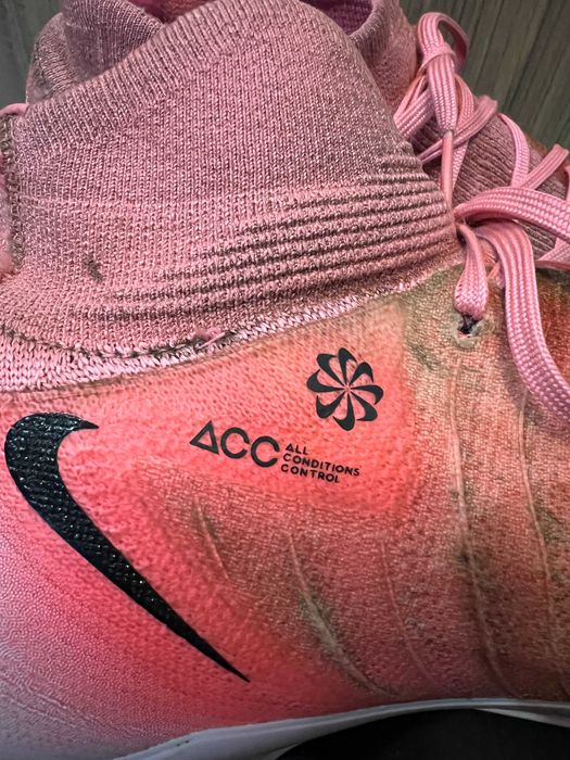 nike PHANTOM luna 2 pro ACC бутонки ,калеври ,футболни обувки 41