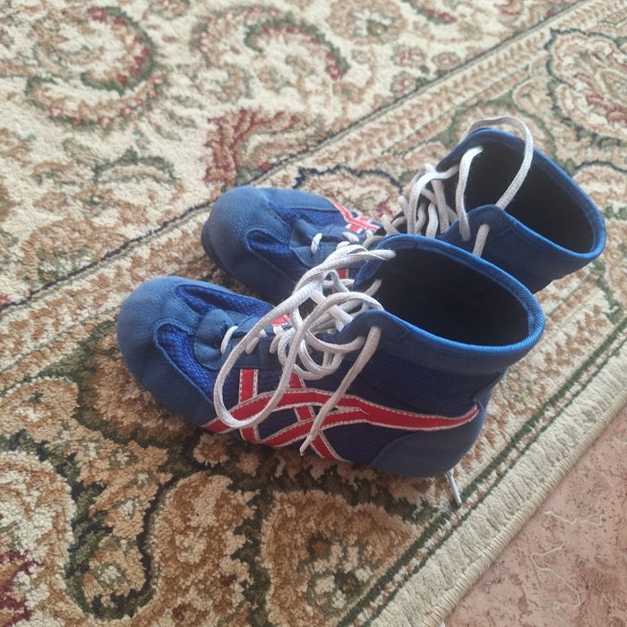 Продам борцовки для вольной борьбы