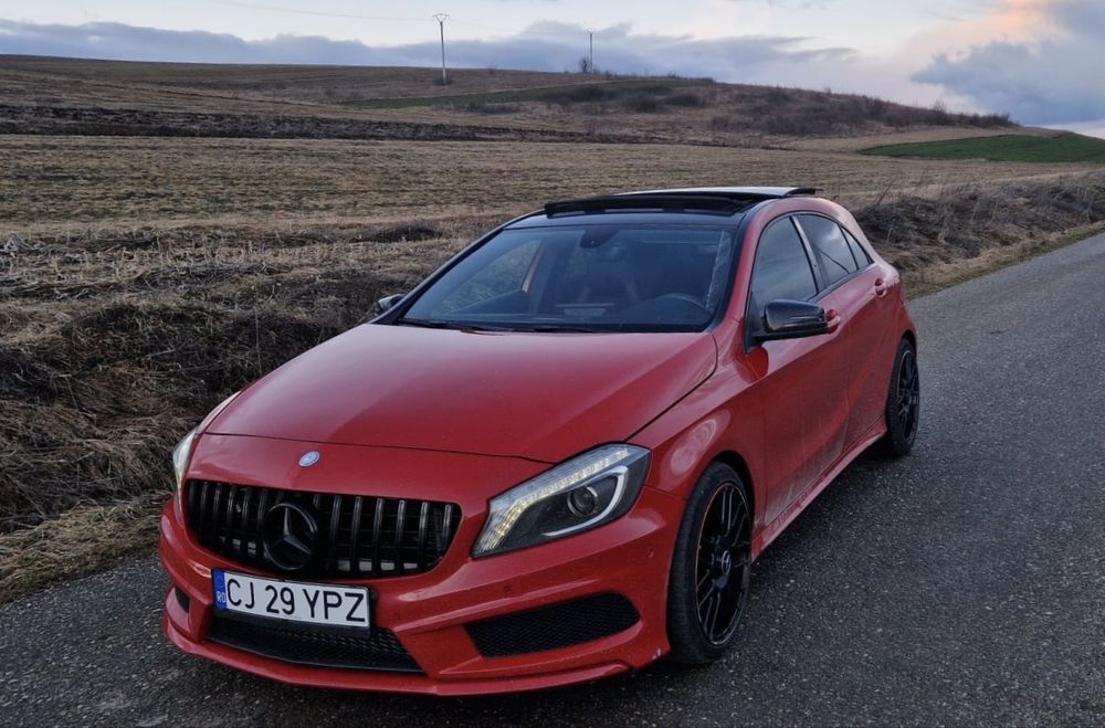 Mercedes-Benz A 160 AMG Line*Panoramic*AppleCarplay*