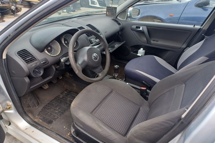 Capac culbutori Volkswagen VW Polo a 3-a generatie 6N