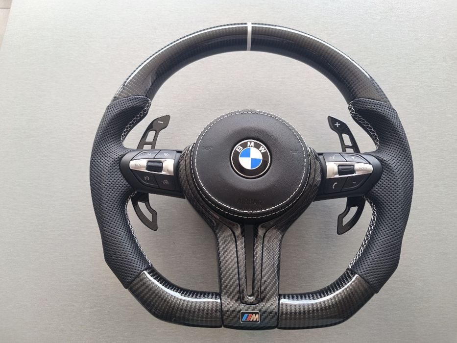 Карбонови М волан  BMW  F10 F11 F07 F12 F13 F32 F30 F36 F33 F48 F25 F15 F16 идр