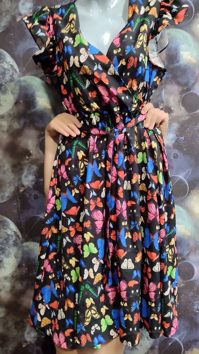 Продам куртк ветров нов по 1000