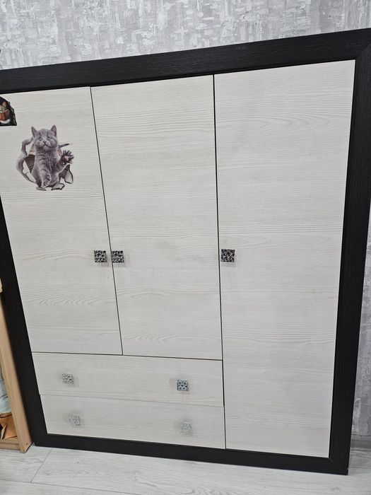 Продам шкаф подросковый