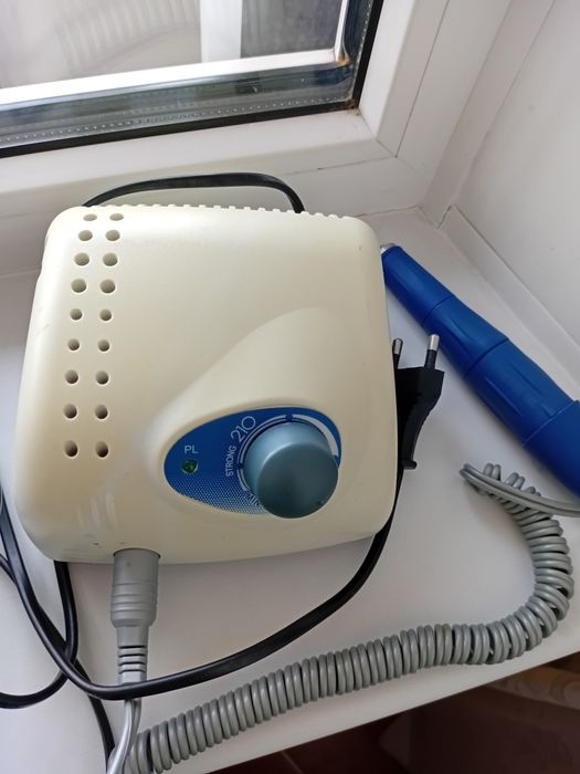 Аппарат для маникюра  STRONG 210