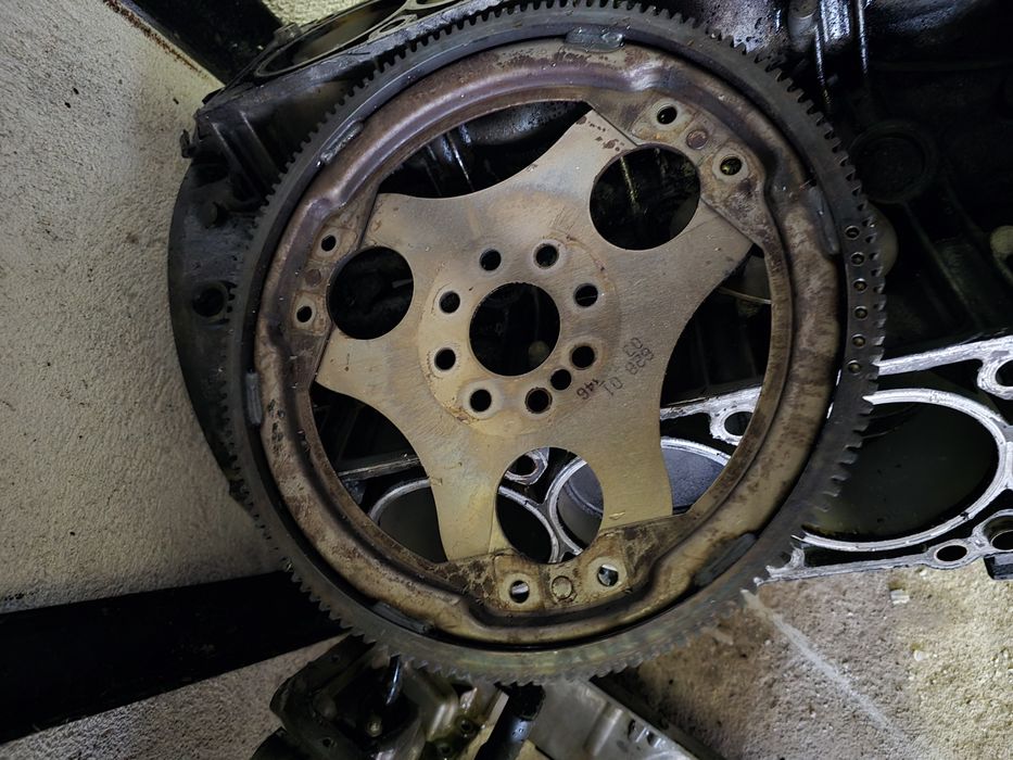 Части за двигател M113