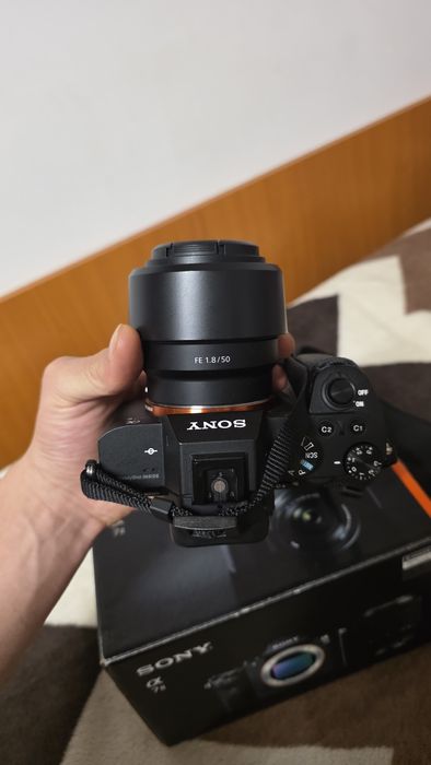 Aparat foto Sony A7 MK 2 si lentila sony F1.8/50