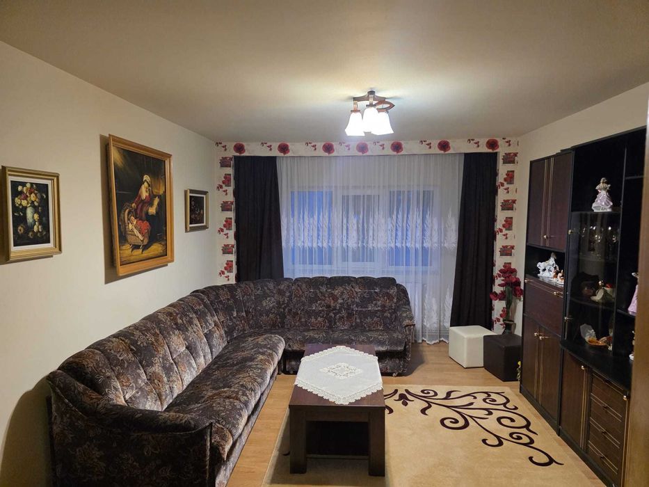 Se vinde apartament 3 camere-comuna Vladeni judetul Iasi