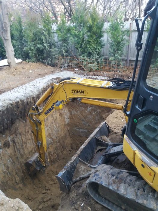 Bobcat Mini excavator  Miniexcavator miniincarcator  bob cat