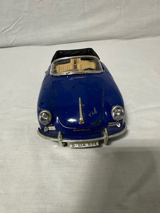 Machetă Auto Porsche 356B Cabriolet (1961) - Bburago, Scara 1:18
