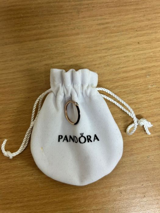 Pandora паве и черная эмаль