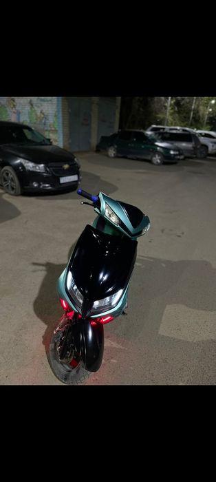 Продам скутер М 8