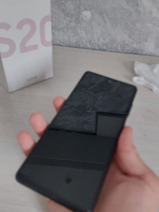 Huawei nova 13 pro и Samsung 20fe