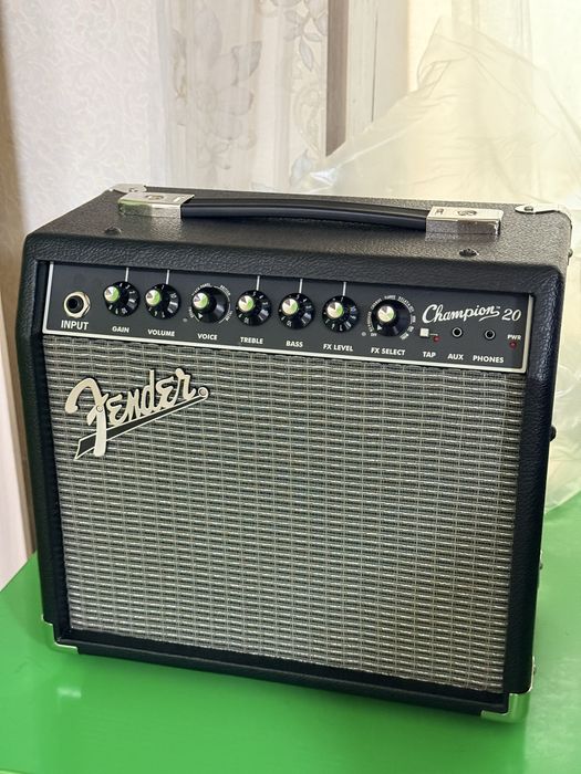 Гитарный комбоусилитель Fender Champion 20