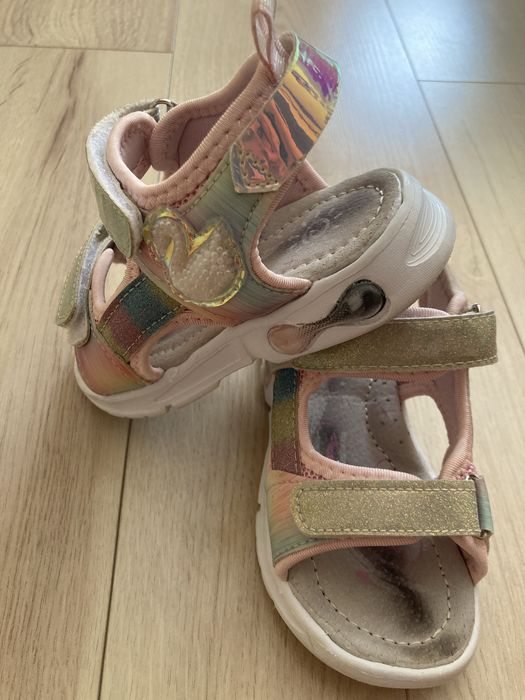 Adidasi sneakers fetite