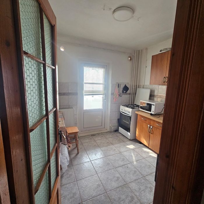 Închiriez Apartament 2 Camere Zona Obcini