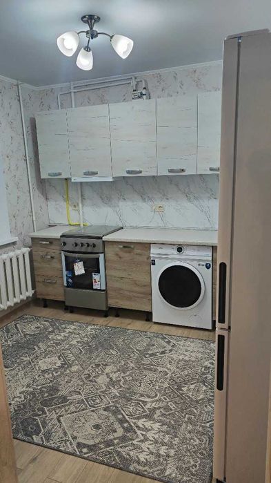 Дава се под наем Двустаен апартамент в София, Модерно предградие - 47 кв.м за 325 € - Снимка #2