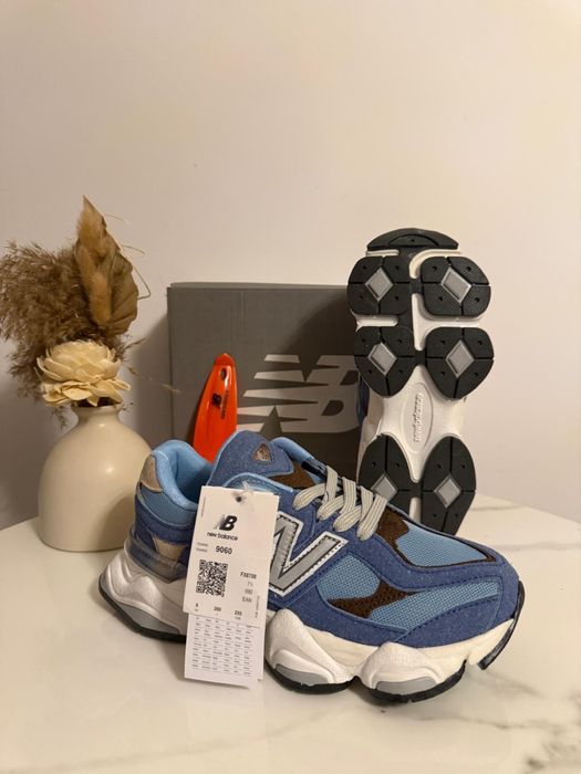 Adidasi New Balance 9060 Baby Blue