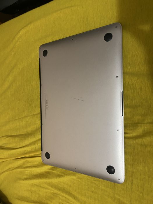Macbook Air (13-inch, Mid 2013)