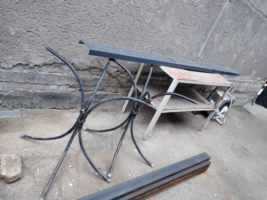 Продается холодильник, газ плита  и стиралка