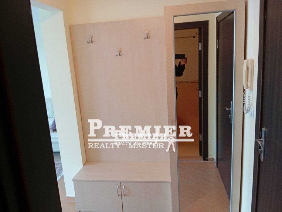 Продава се Двустаен апартамент в к.к. Слънчев бряг - 72 кв.м за 1084 €/кв.м - Снимка #1