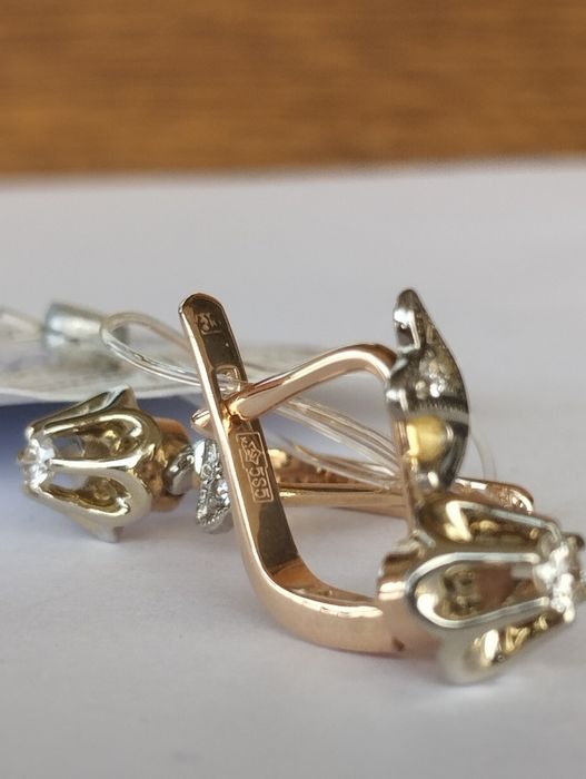 Съветски руски златни обеци с диамантите