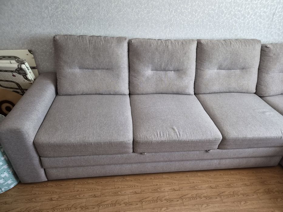 Продам диван в хорошем состоянии