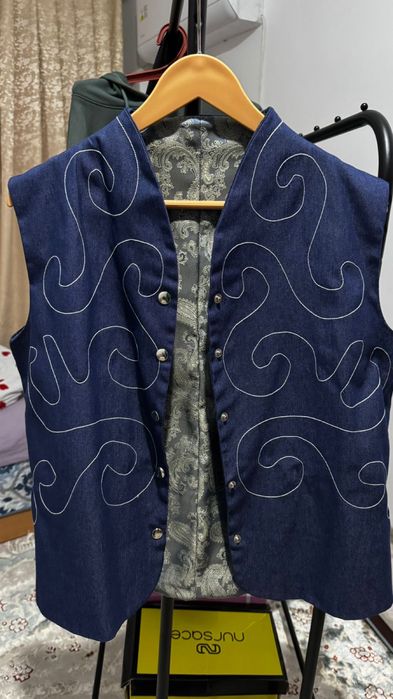 Продаю пальто, куртки обращайтесь