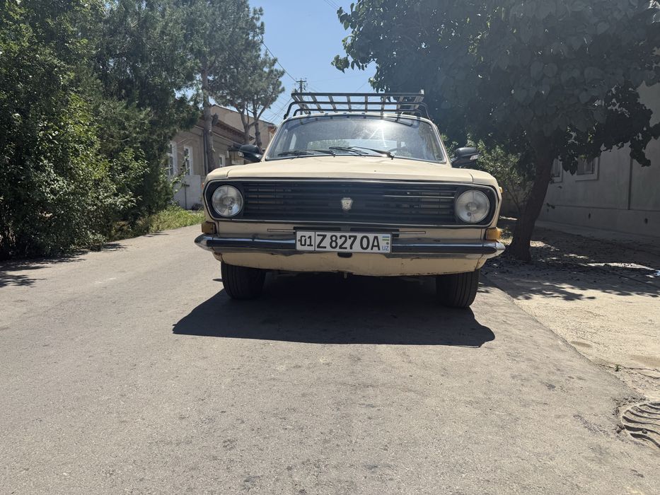 Volga gaz 2401 sotiladi xolati yaxshi