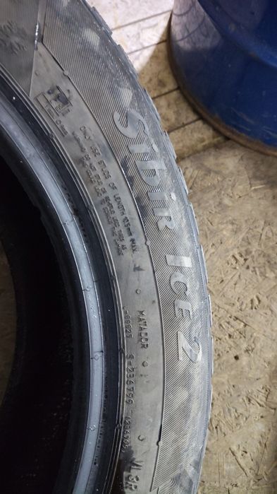 Шины зима комплект .