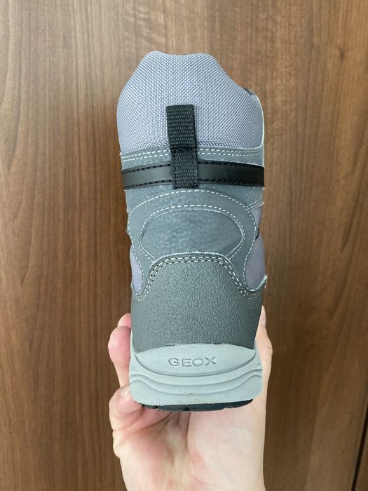 Ботуши geox 33 номер
