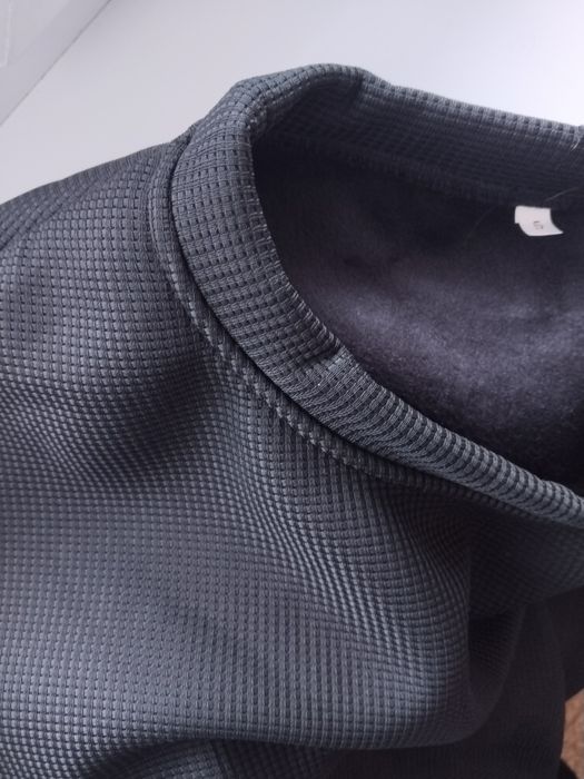 Продам спортивный костюм