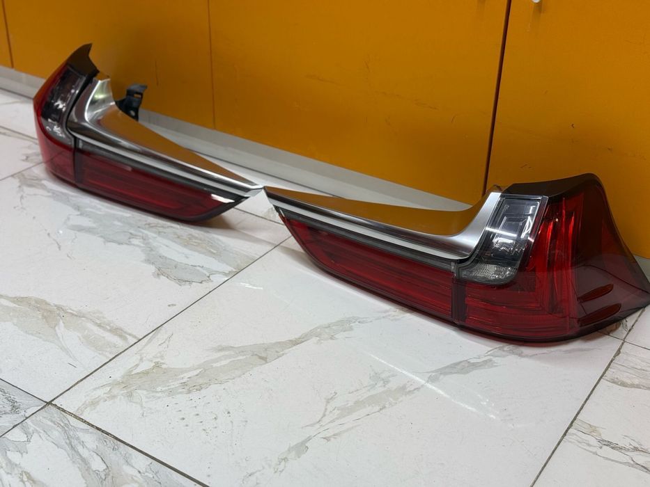 Фары на Lexus 570