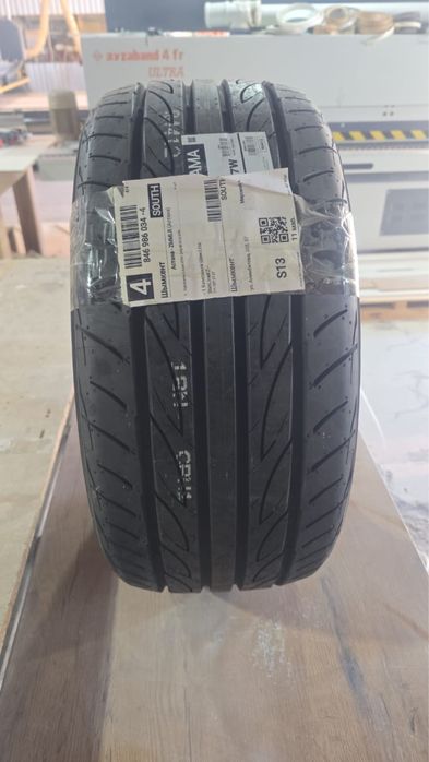 Новые шины 245,40 r18