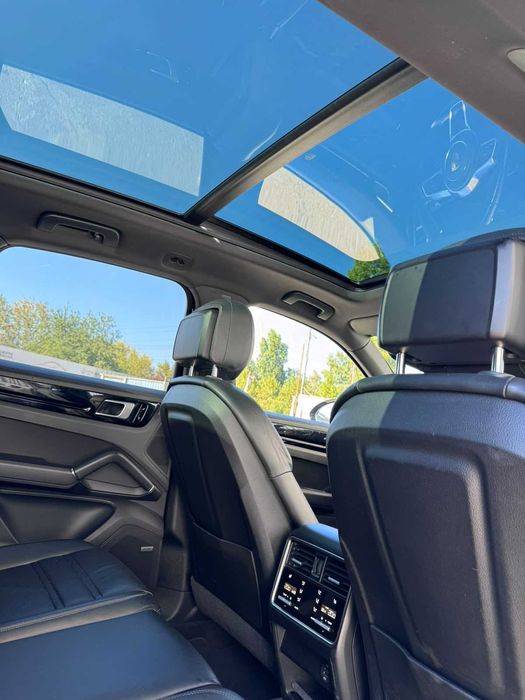 Porsche  Cayenne