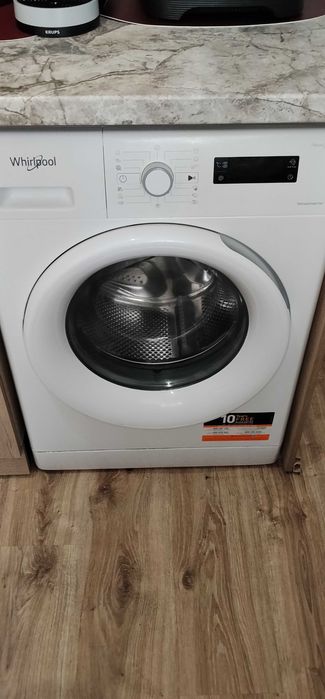 Пералня Whirlpool FWF71483W EU (7 кг, Инверторен мотор) – Отлично състояние