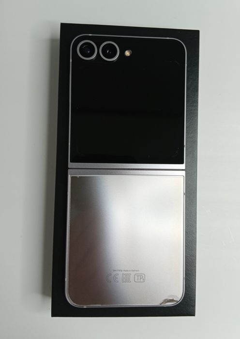 Samsung galaxy z flip 6 256