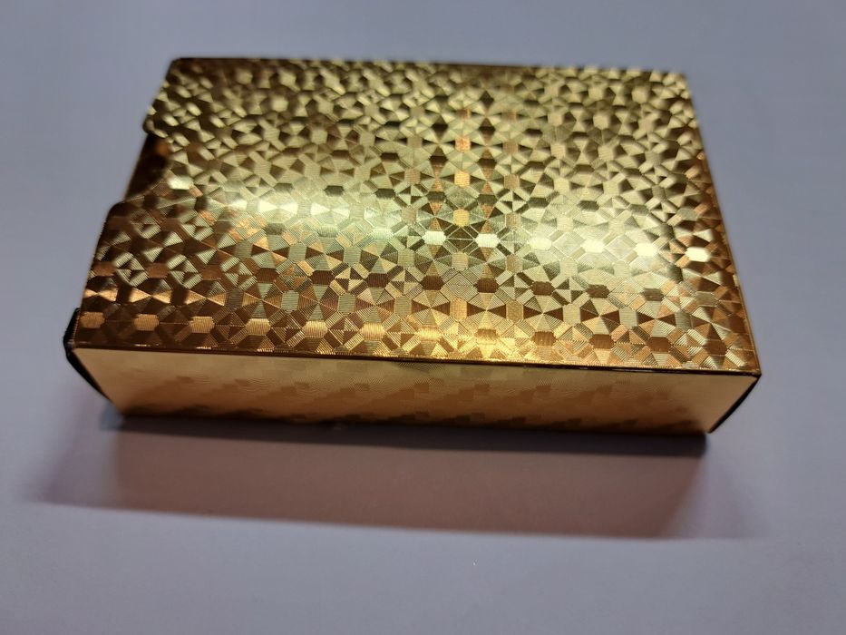 Луксозни позлатени карти за игра