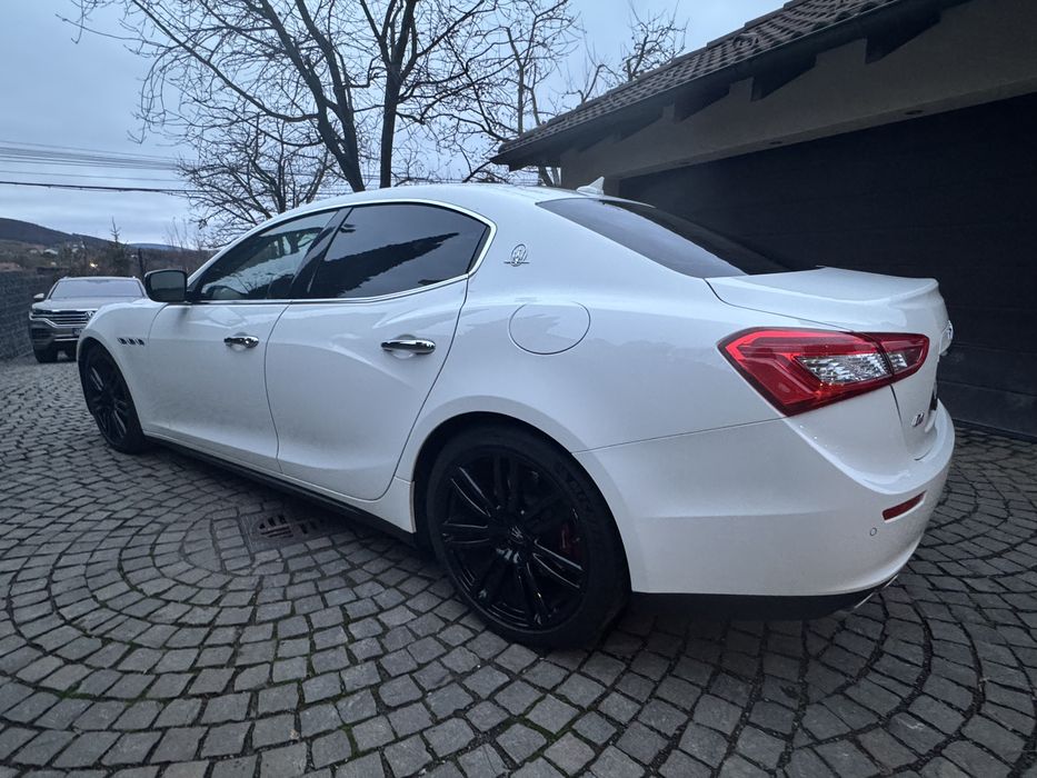 Maserati Ghibli SQ4 2014