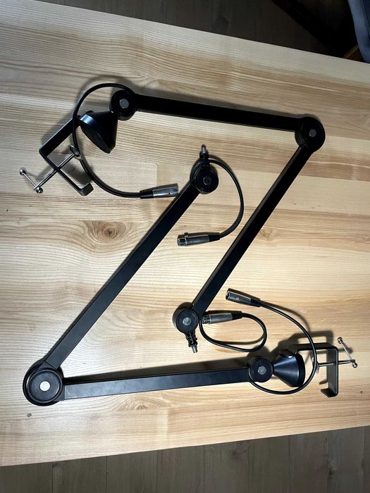 Suport microfon XLR triplu articulat