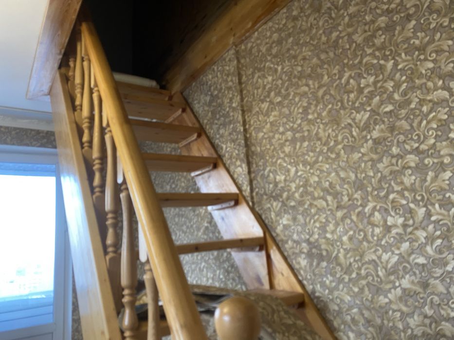 Поклейка о б о е в