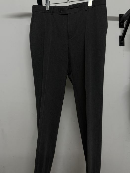 Костюм- тройка размер 50