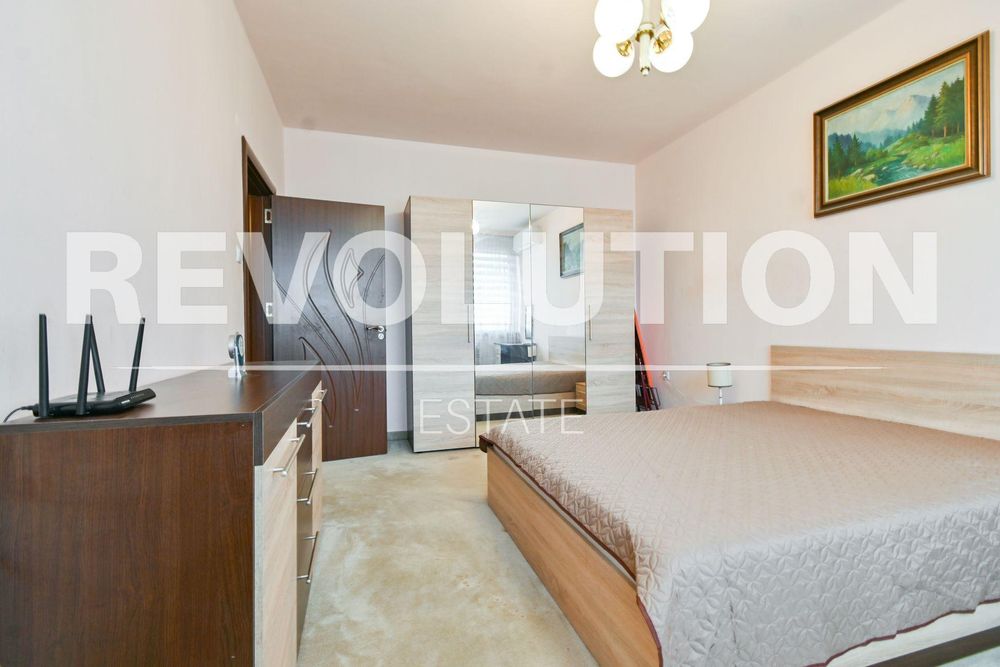 Тристаен апартамент в ж.к. Хиподрума