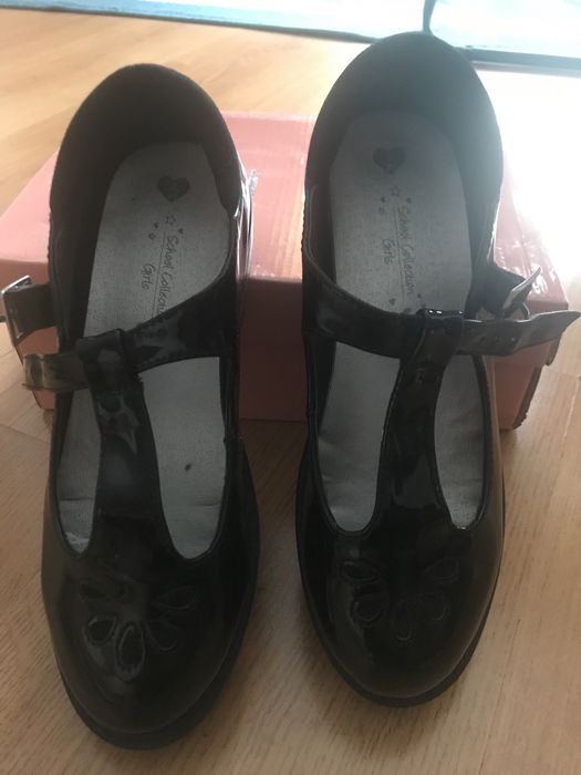 Pantofi School Collection si  Vans piele, marime 33