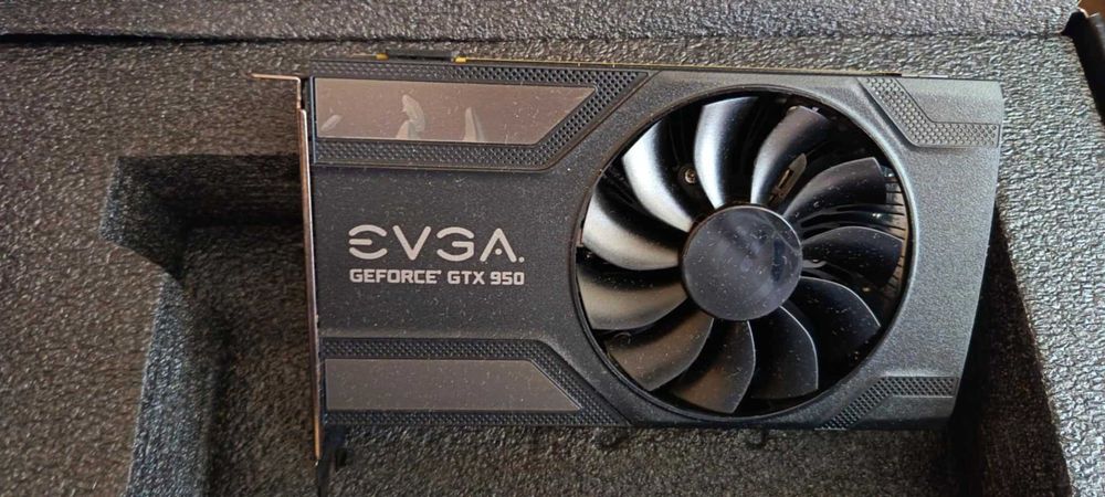 Видео карта Nvidia GTX 950