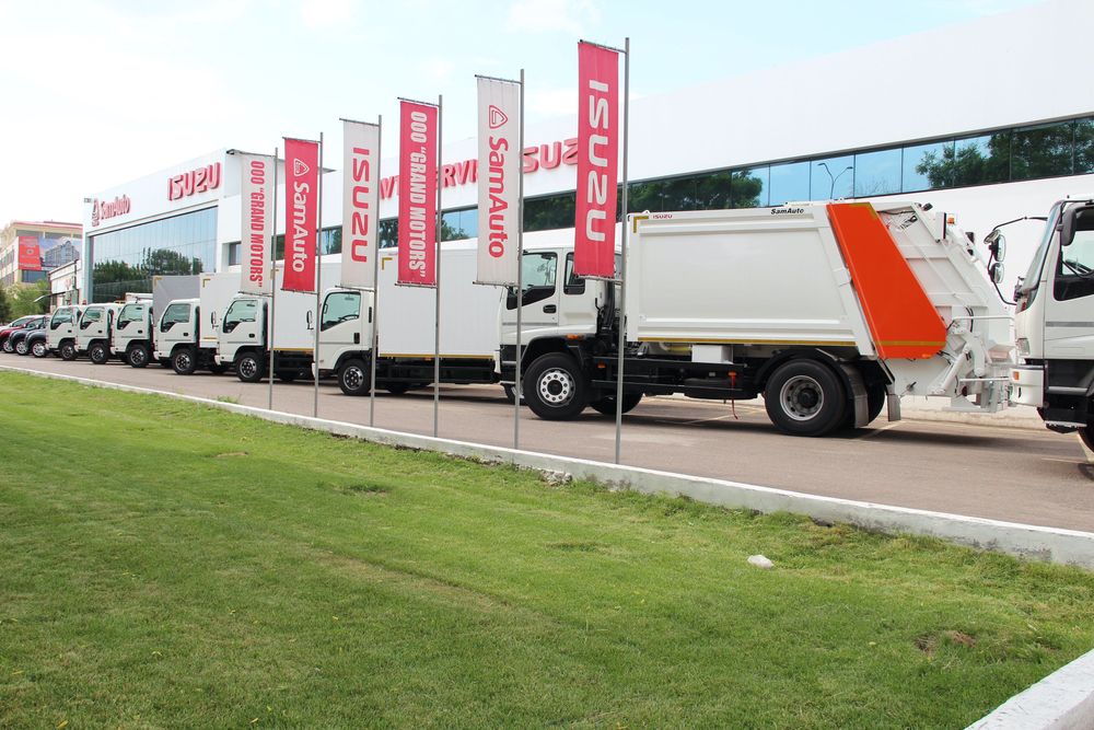 Фургон 5тонн  Isuzu NPR 82 comfort