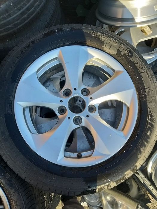 Vand 3 x Roti pentru Bmw Seria 1 E81 E87 205/60/R16 400/buc